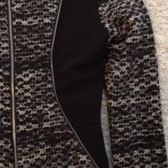 NWT “MAIA” BLACK/GRAY DRESS. GREAT ZIPPER DETAILS AND FIT. SIZE 6 - Picture 5 of 9